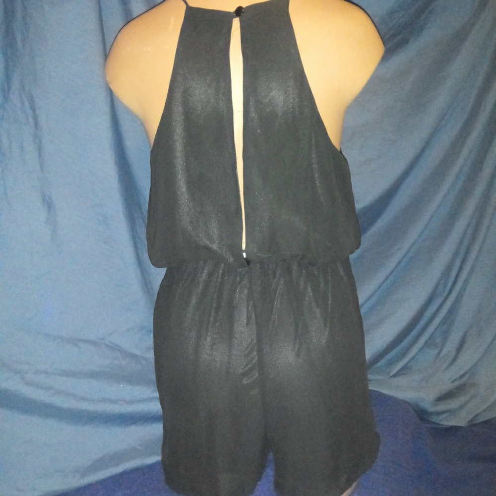 Romper - Picture 3 of 4